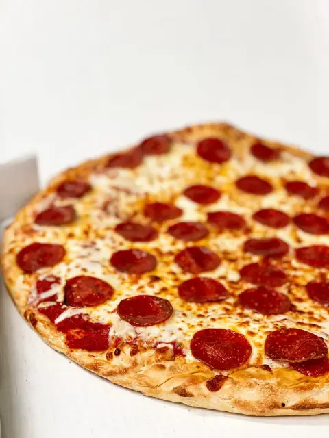 Pepperoni pizza